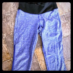 Women’s exercise capris